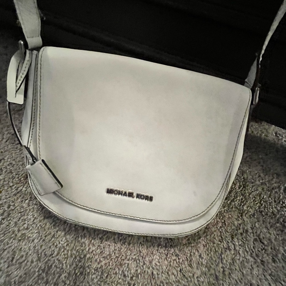 AUTHENTIC MICHAEL KORS Excellent condition!